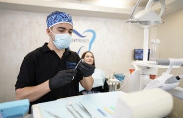 aparatul-dentar-din-safir1